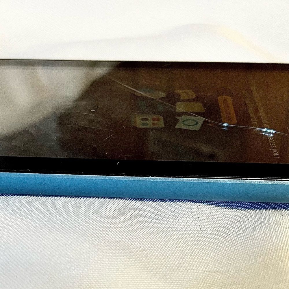 Amazon Fire Tablet - Black - Picture 7 of 8